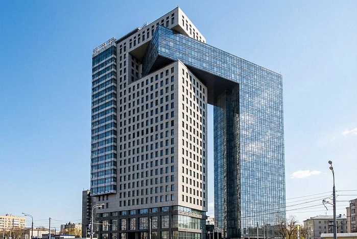 Архитектурный символ восточной Москвы: бизнес-центр «Голден Гейт»